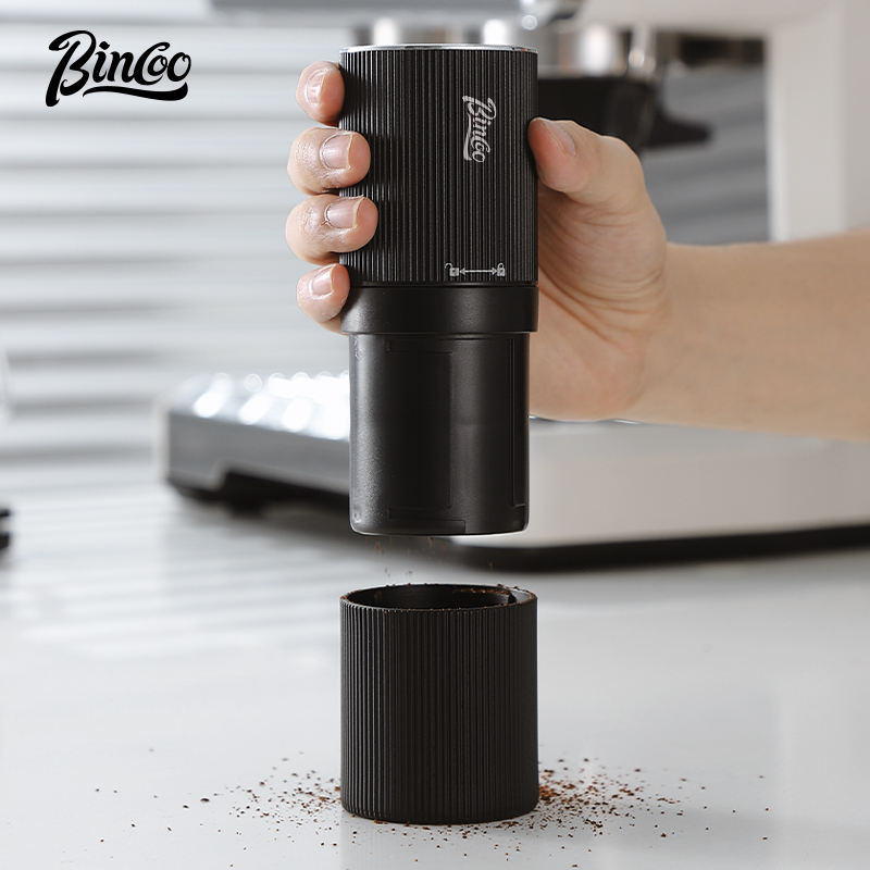 مطحنة قهوة كهربائية محمولة من  - مراجعة Commercial Espresso Machine وسعره