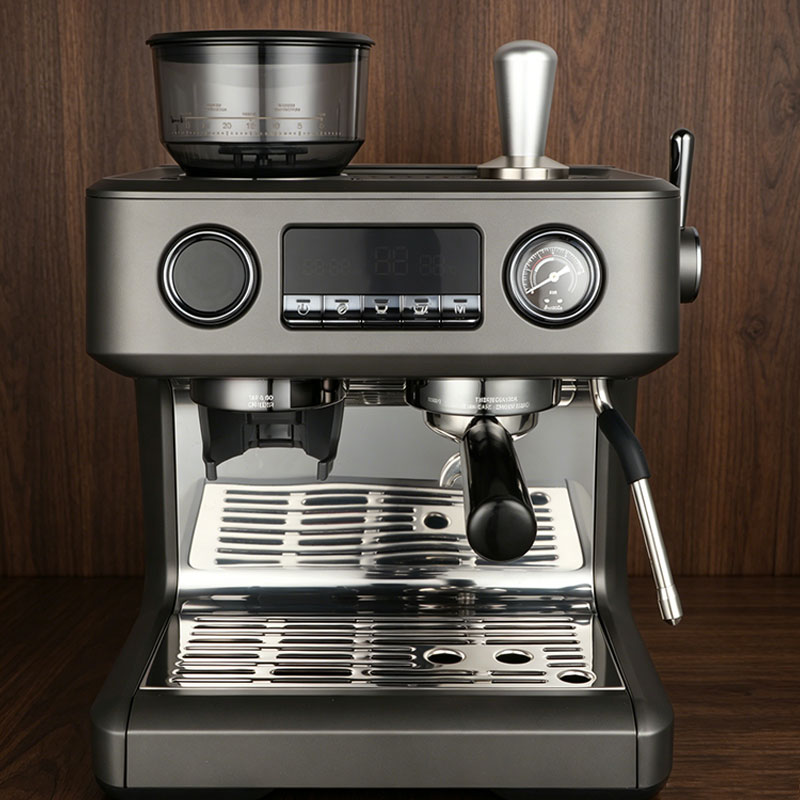 ماكينة قهوة تجارية على الطراز  - مراجعة Commercial Espresso Machine وسعره