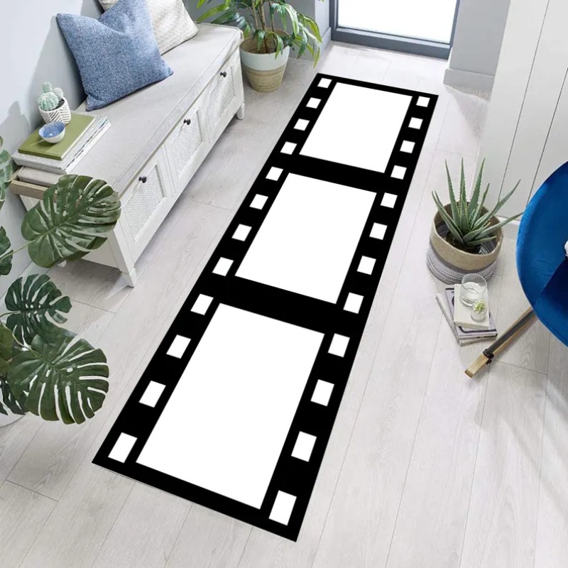سجادة مخططة باللونين الأسود وا - مراجعة Commercial Kitchen Mats وسعره